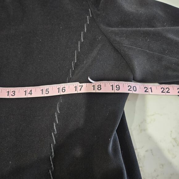 Women's Susan Graver Black Embroidered Blazer Size Medium - Picture 6 of 10